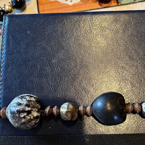 Necklace - Picture 2 of 2